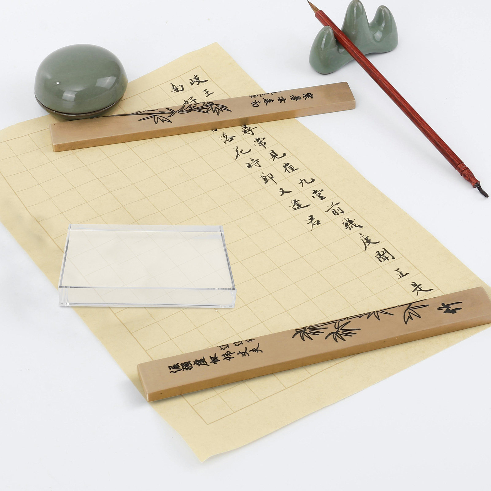 Crystal Square Glass Block Pap - مراجعة Paper Weight Crystal وسعره
