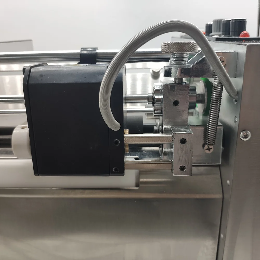 Expiry Date Printing Machine M - مراجعة Rubber Date Stamp وسعره