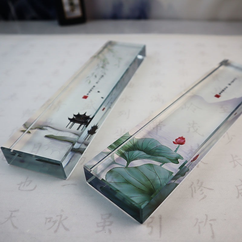 Glass Paperweight Traditional  - مراجعة Book Weight Glass وسعره